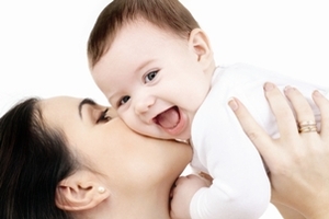 Insurance Company "ALSKOM" has developed a new insurance product "Ona va bola” (“Mother and child")